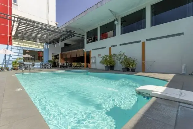 RedDoorz Plus near Grage City Mall