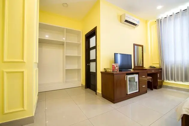 RedDoorz Plus near Hanh Phuc Hospital Binh Duong