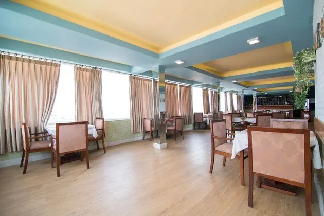 RedDoorz Plus near Hanh Phuc Hospital Binh Duong