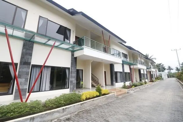 RedDoorz Plus near Kualanamu Airport - Dış Mekan
