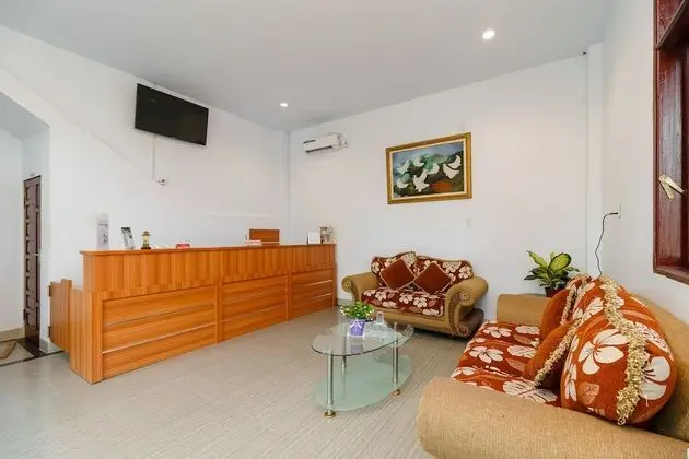 RedDoorz Plus near Kualanamu International Airport 2 - Lobi