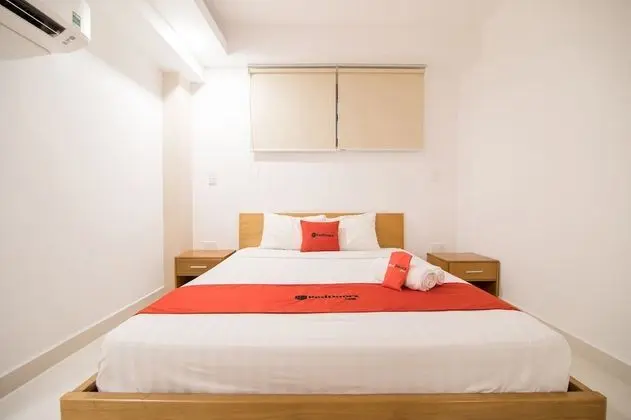 RedDoorz Plus near SECC D7 - Oda