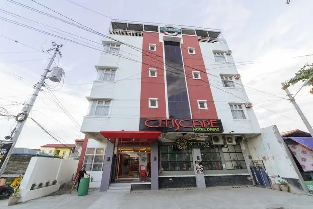 RedDoorz Plus Near SM Lanang Davao - Dış Mekan