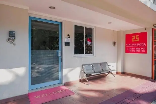 Reddoorz Plus Near Soekarno Hatta Airport Taman Mahkota - Dış Mekan