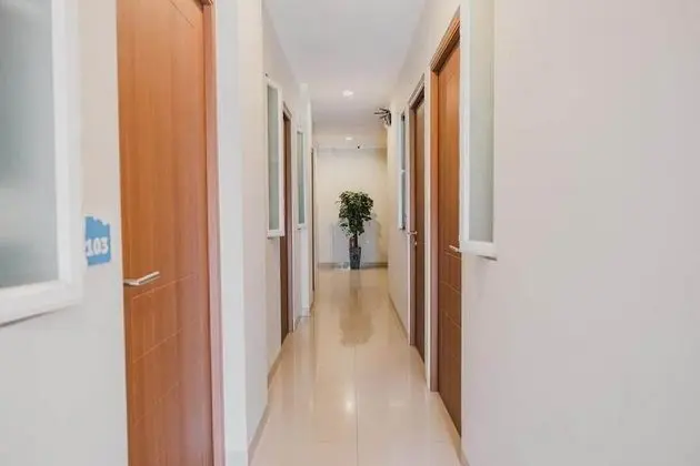 Reddoorz Plus Near Soekarno Hatta Airport Taman Mahkota - Lobi