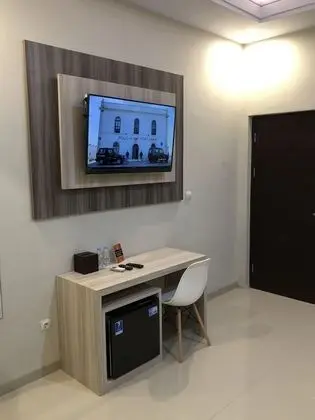 RedDoorz Plus near Solo Paragon Mall - İç Mekan