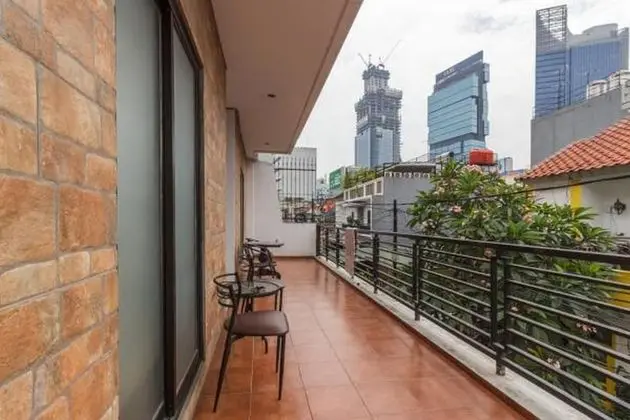 RedDoorz Plus near Sudirman Station 2