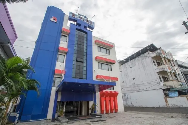 REDDOORZ PLUS NEAR TAMAN SIRING