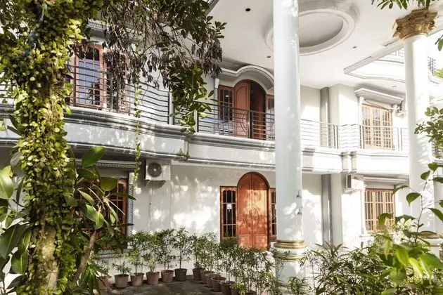RedDoorz Plus near Transmart Kairagi Dua Manado - Dış Mekan