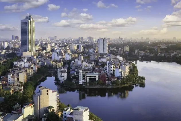 RedDoorz Plus near Van Mieu Quoc Tu Giam