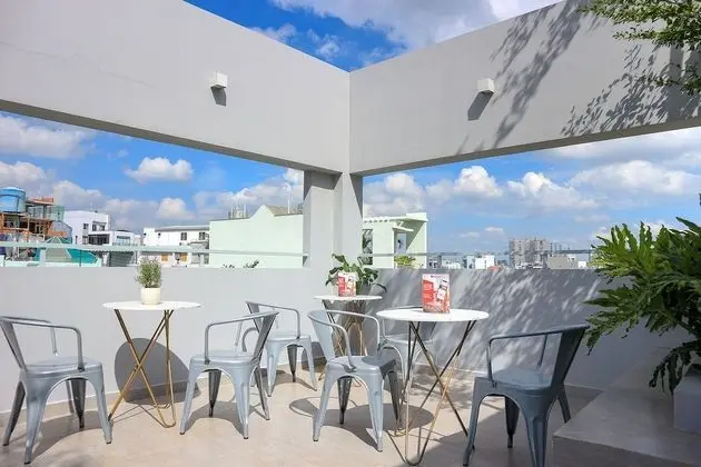 RedDoorz Plus @ Nguyen Thi Thap Street - İç Mekan