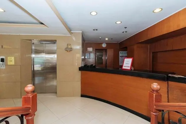 RedDoorz Plus @ Project 6 Quezon City - Lobi