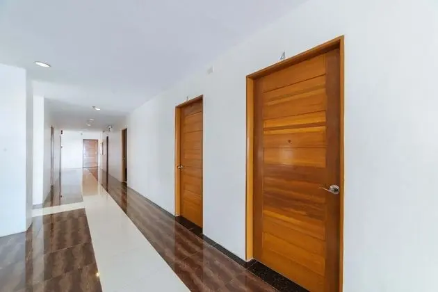RedDoorz Plus @ San Roque Roxas City - İç Mekan