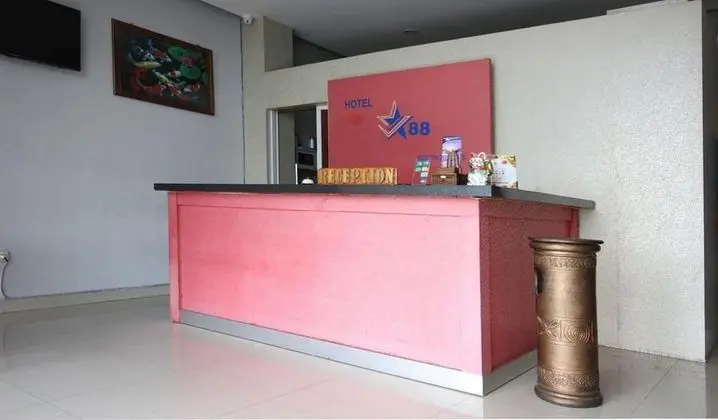 RedDoorz Plus @ Hotel Star 88