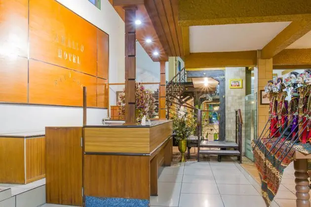 RedDoorz Plus @ Surapati 2