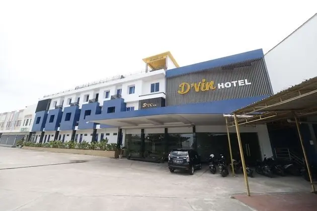 RedDoorz Plus @ Tanjung Uncang Batam