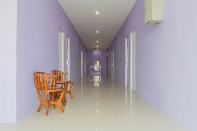 RedDoorz Plus @ Tuparev Cirebon 2 - İç Mekan