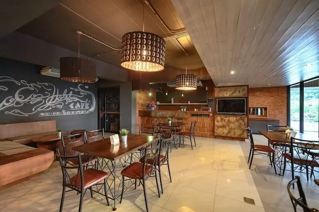 RedDoorz Premium Coco Hotel - Yerinde Yemek