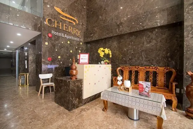 RedDoorz Premium near Etown 3