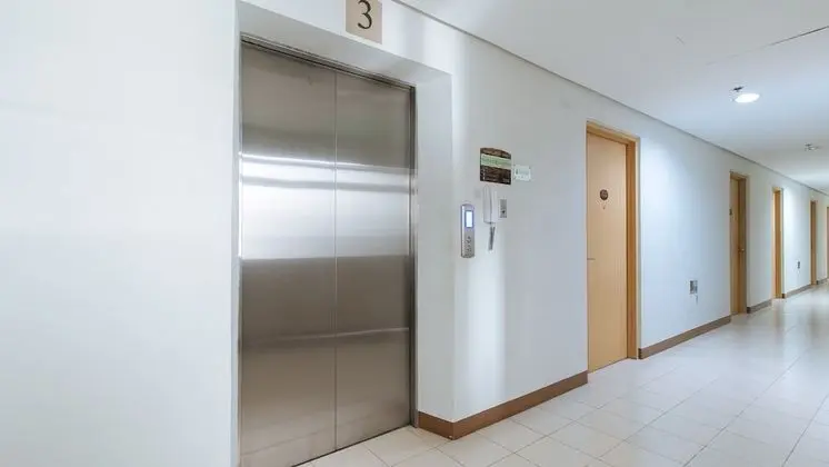RedDoorz Premium @ SMDC Fairview 2 - İç Mekan