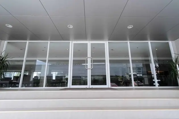 RedDoorz Premium @ SMDC Fairview - Dış Mekan