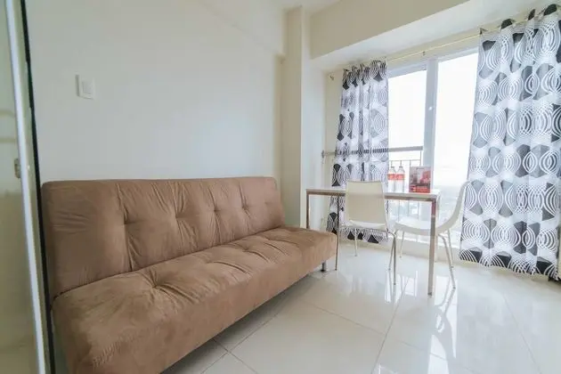 RedDoorz Premium @ SMDC Tagaytay - Oda