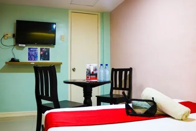 RedDoorz @ Punta Princesa Cebu City - Oda