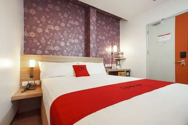 Reddoorz @ Raya Gubeng