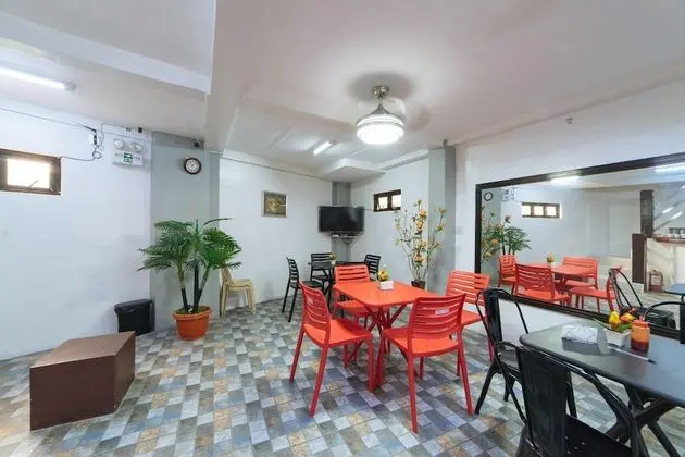 RedDoorz @ San Antonio Binan - İç Mekan