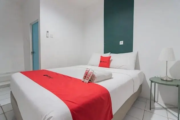 Reddoorz @ Sani Guest House - Oda