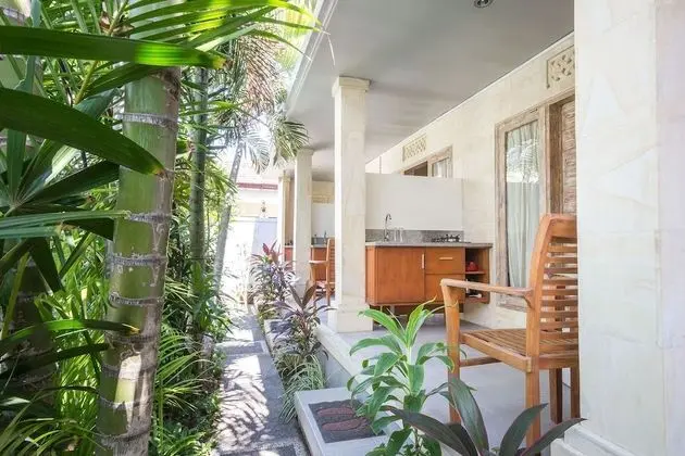RedDoorz @ Sanur 2 - Dış Mekan