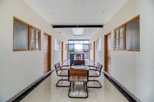 RedDoorz Syariah @ Babadan Baru Jakal - İç Mekan