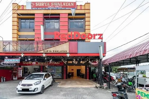 RedDoorz Syariah @ Jalan Setiabudi Medan 3 - Dış Mekan