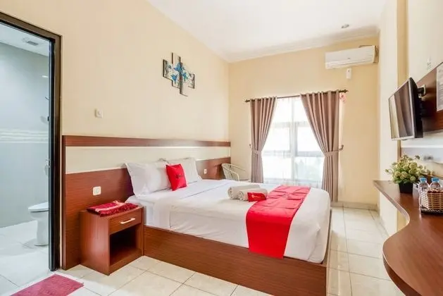 RedDoorz Syariah @ Jalan Simpang Gajayana - Öne Çıkan Resim