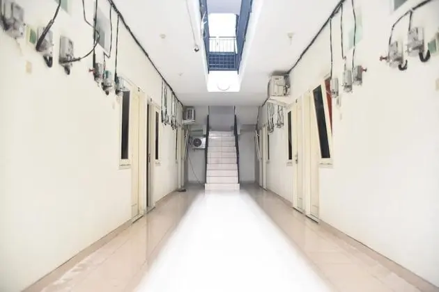 RedDoorz Syariah near Exit Tol Waru - İç Mekan