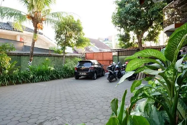 RedDoorz Syariah near Menara Kudus