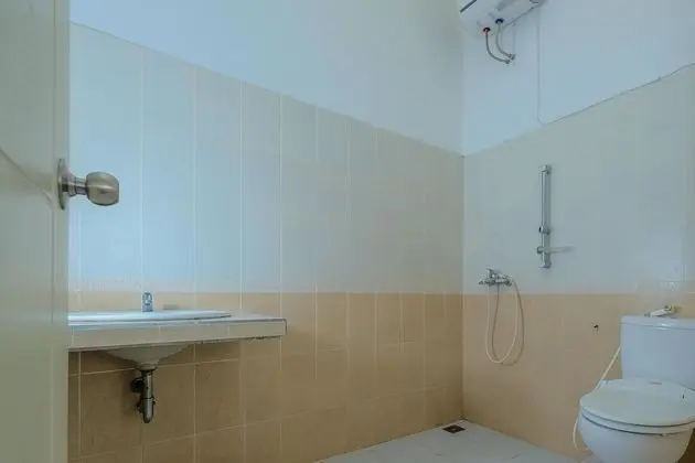 RedDoorz Syariah near Museum Lambung Mangkurat 2 - Banyo Tipleri