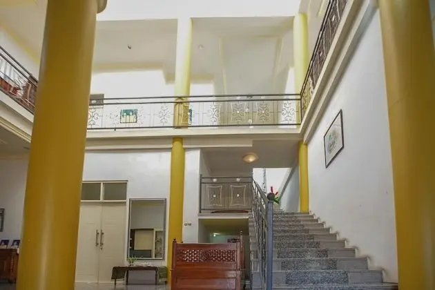 RedDoorz Syariah near Museum Lambung Mangkurat 2 - İç Mekan