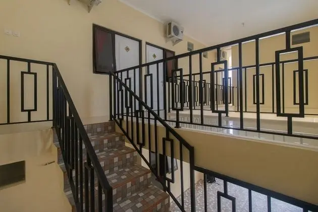 RedDoorz Syariah near Politeknik Negeri Madiun - İç Mekan