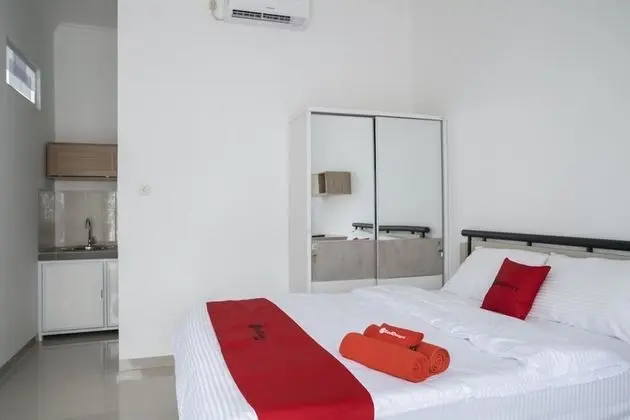 RedDoorz Syariah near RSUD Kota Bogor - Oda