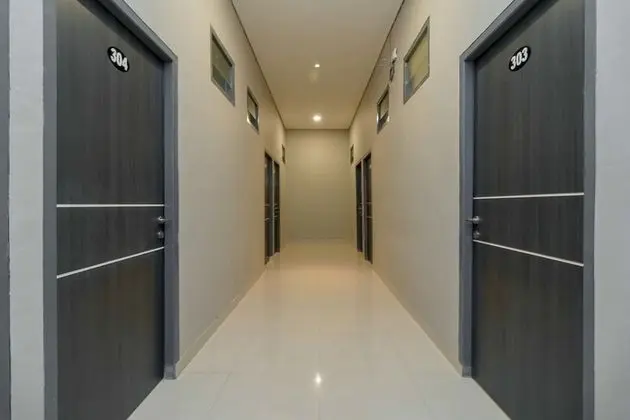 RedDoorz Syariah near RSUD Siti Fatimah Palembang - İç Mekan