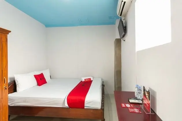 RedDoorz Syariah near Stadion Manahan Solo 2 - Oda
