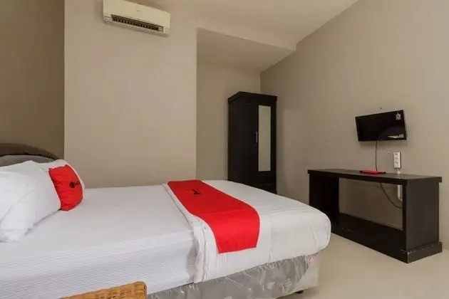 RedDoorz Syariah near Taman Air Mancur Bogor - Oda