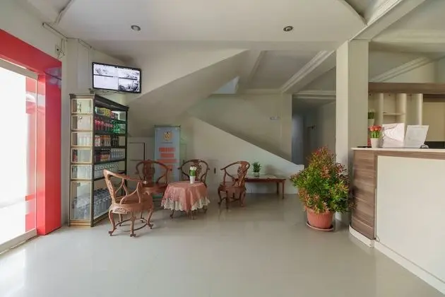 RedDoorz Syariah @ Panglima Nyak Makam Aceh - Lobi