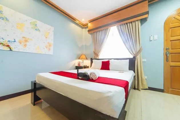 RedDoorz @ Tolentino East Road Tagaytay - Oda