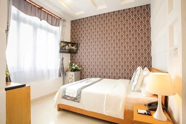RedDoorz Yen Nam Hotel Nguyen Trong Tuyen - Oda Manzaraları