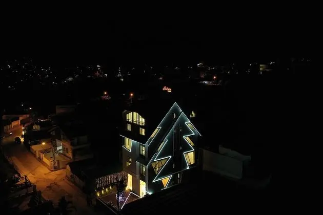 Redpine Condotel