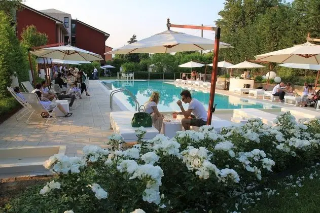 Reds Redaelli Hotel