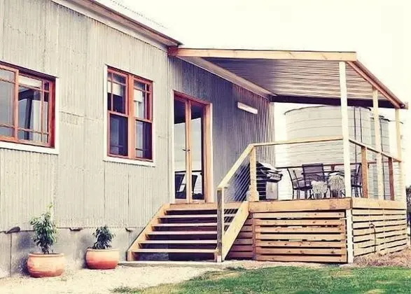 Redwing Shearer's Quarters