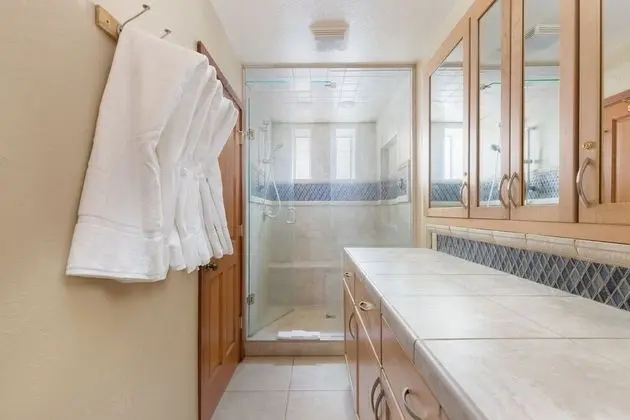 Redwood by Avantstay Secluded Cabin w/ Views & Spa 5mins to Northstar! - İç Mekan